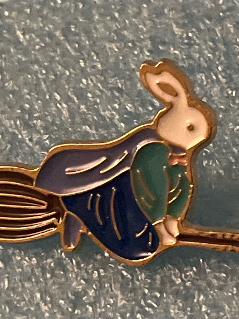 Blue & Teal Bunny Enamel Pin - Pets Small Pets Accessory